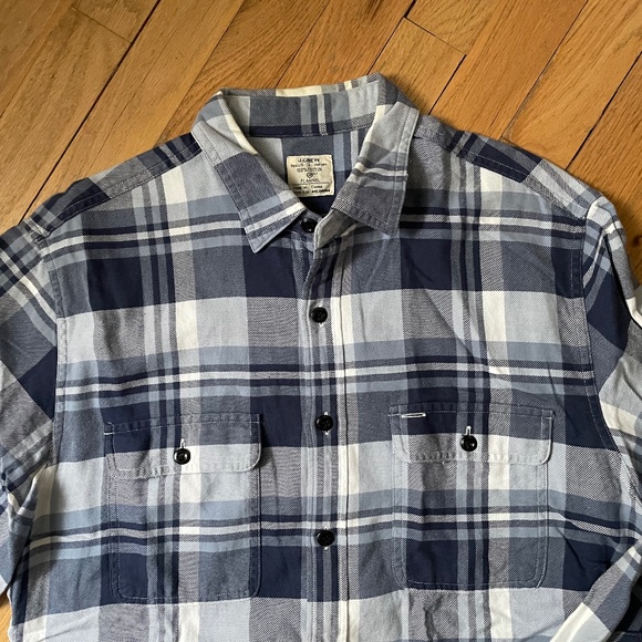 J. Crew Men’s Sz M Blue Plaid Flannel Shirt - Picture 2 of 4